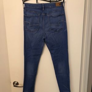 American Eagle Hi-Rise Jegging